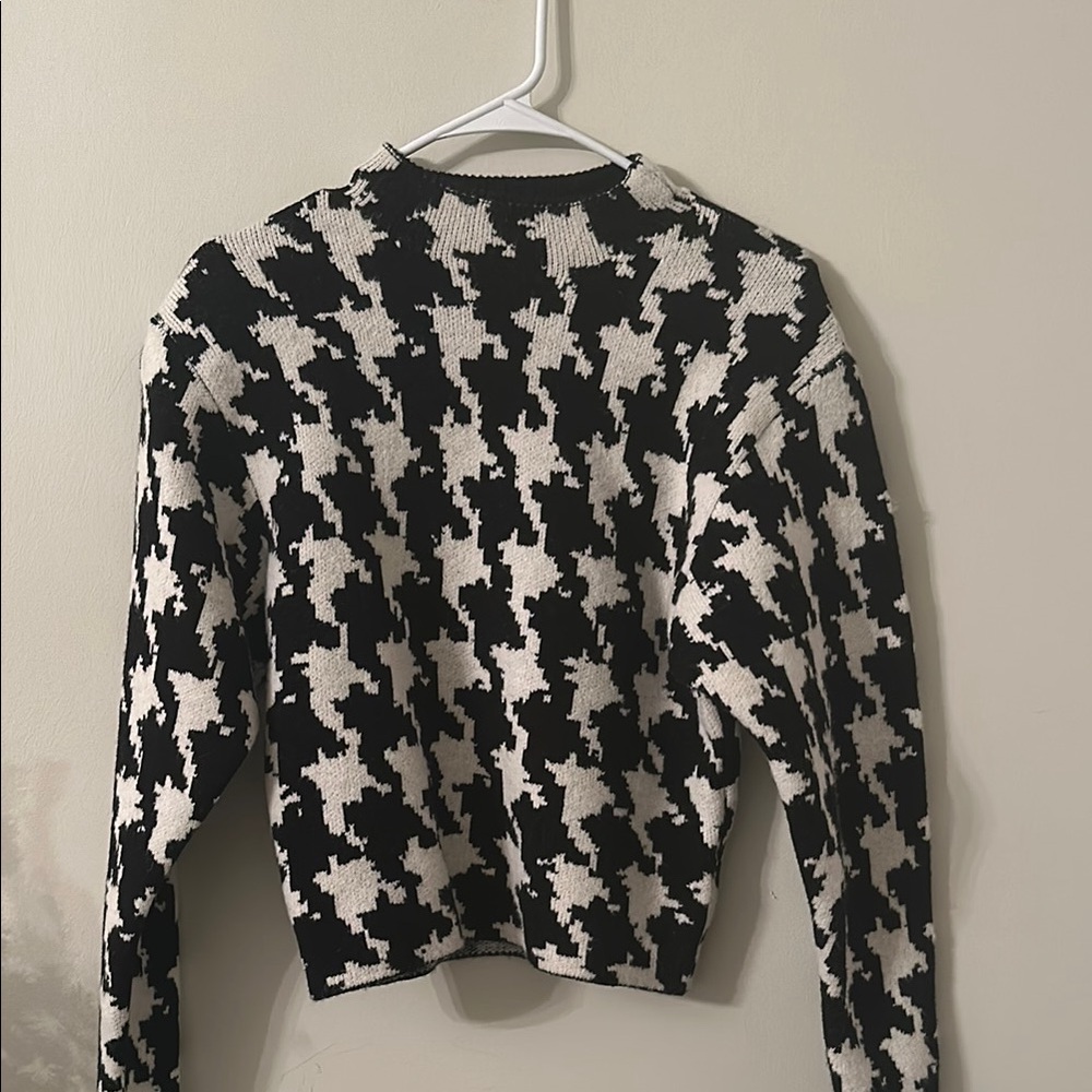 Black and White Houndstooth Sweater